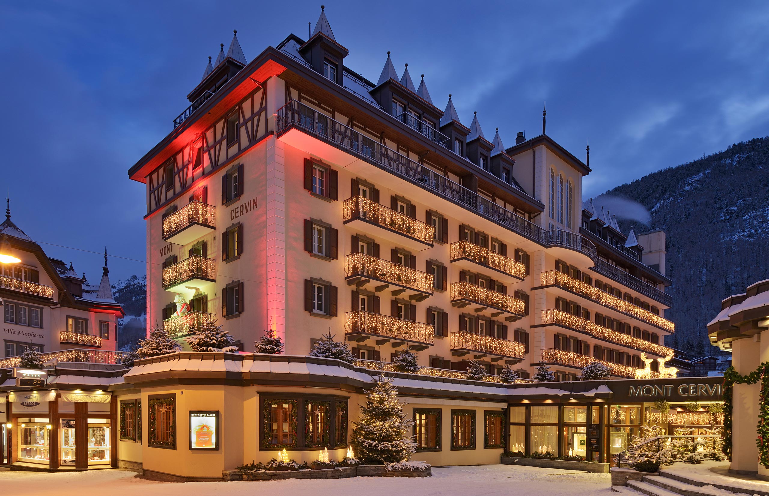 Mont Cervin Hotel Zermatt MCP Front 45 38 New